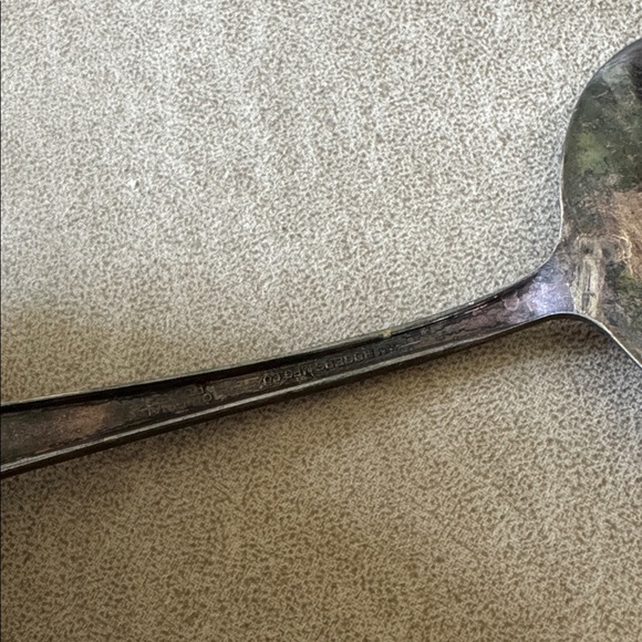 Vintage Silver-Plated Serving Spoon Tomato Relish WM Rogers MFG Original Rogers - Picture 4 of 4